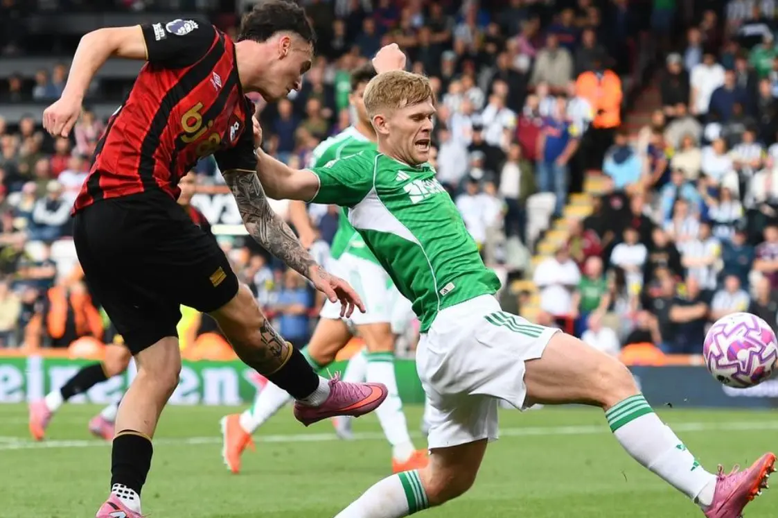 纽卡斯尔联, 曼城 纽卡斯尔联, 曼城