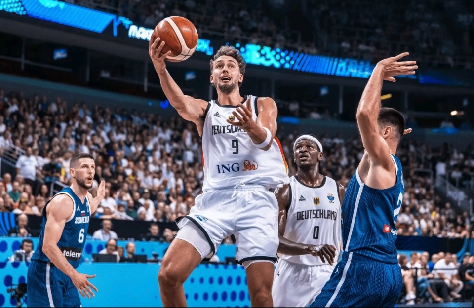 决赛正式打 决赛正式打